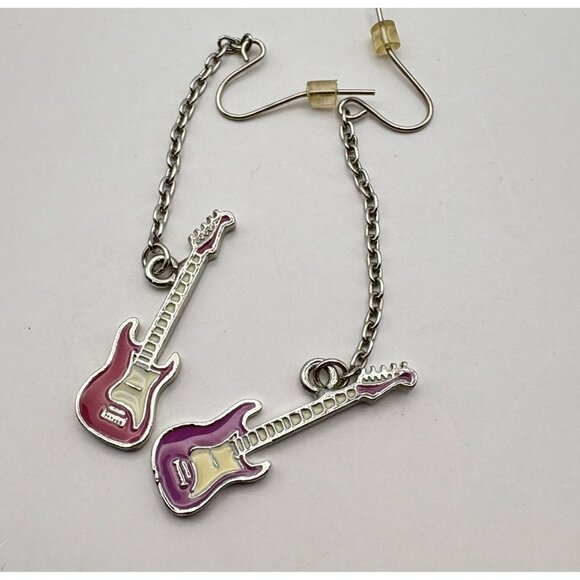 Vintage Electric Guitar Dangle Earrings Silver Tone Chain Pink Purple Musician - Picture 6 of 6